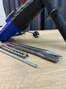 CIOCAN ROTOPERCUTOR D.D.M.  1500 W /