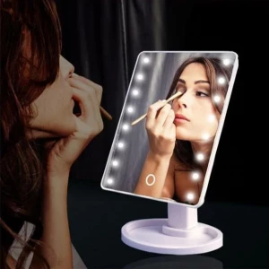 OGLINDA PENTRU MACHIAJ CU LED (ALB) (S20--6)