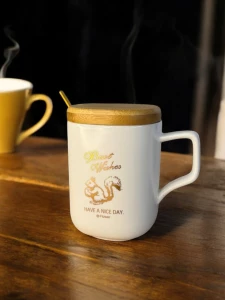 КРУЖКА ЧЁРНАЯ С ЛОЖКОЙ И ДЕРЕВЯННОЙ КРЫШКОЙ НАБОР ДЛЯ КОФЕ „COFFEE TIME”