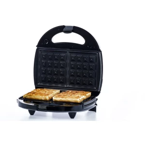 Sandwich Maker BROCK SSM 2003 RD, 750W, 3 in 1 functions (sandwich maker, waffle maker and grill), Length of the power cord 75 cm