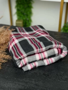 ТЁПЛЫЙ ПЛЕД COZY CLASSIC В КВАДРАТИК 150x200 СМ